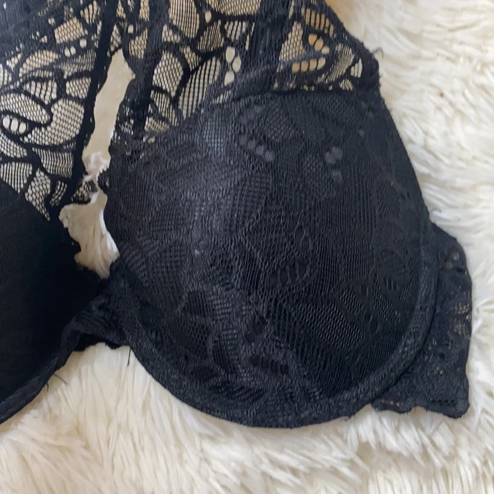 XOXO Black Lace Bra Size 34B Excellent Condition